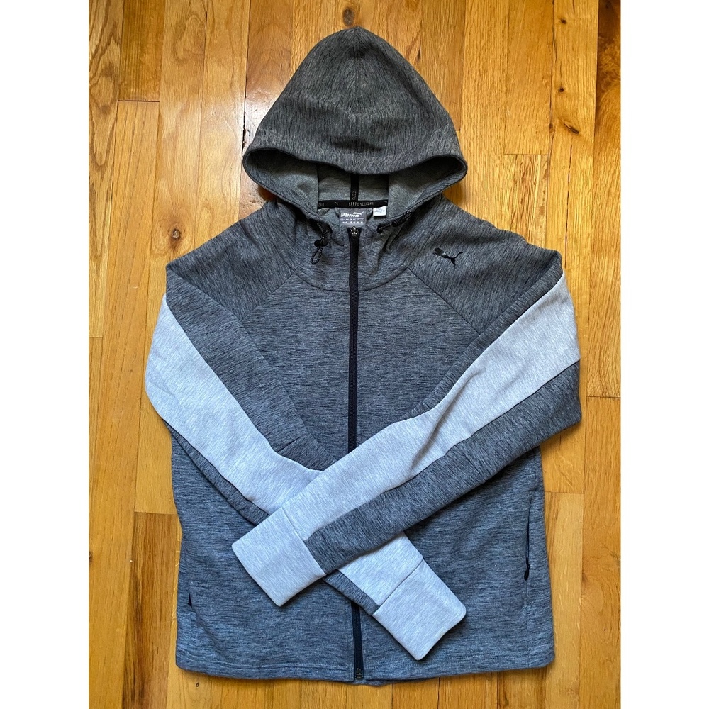 EUC Puma Women keep you dry hoodie jacket gray Size M
